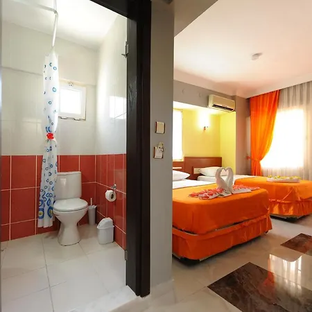 Hotel Kemalbutik 2*