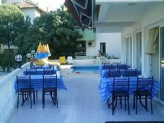 Kemalbutik 2* Μαρμαρίς