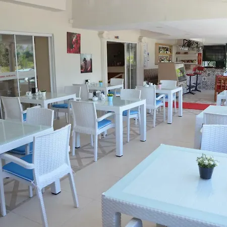 Kemalbutik Hotell 2*